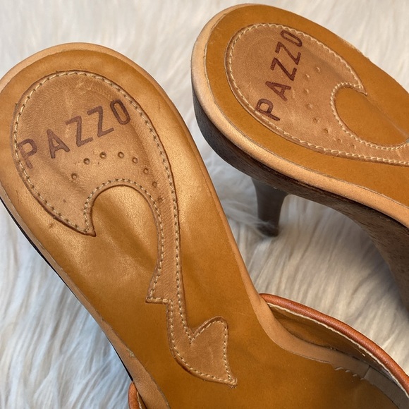 Pazzo Embroidered Leather Platform Wood Heel Sandals, Size 8.5M - Picture 11 of 16